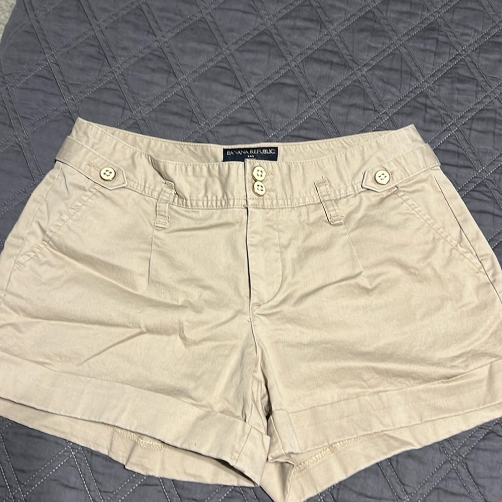 NWOT Banana Republic Shorts